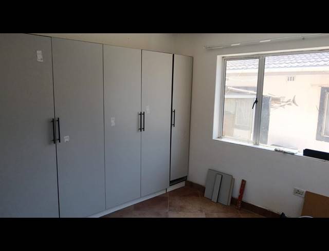 2 BEDROOM PROPERTY TO RENT IN BLUFF